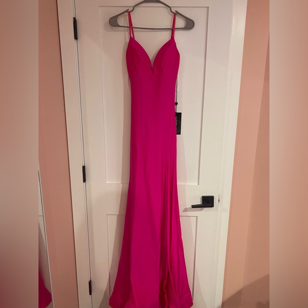 Sherri Hill brand new with tags fuchsia prom dress